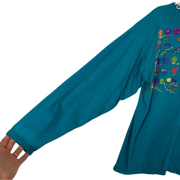 Vintage Artesania Embroidered Shirt Top Womens Size XL Turquoise Handmade Tshirt - Picture 3 of 7